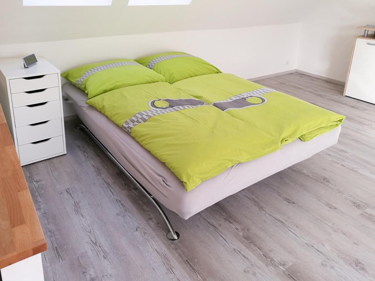 Schmölln Ferienhaus Goermer Mit Wasserbett מראה חיצוני תמונה